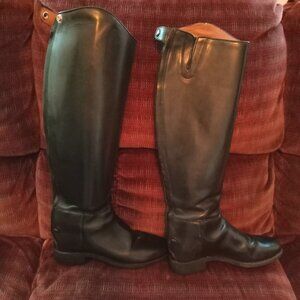 Arait Womens 'Hunter'  English Riding Boots Back Zip, Sz 8, style 55305